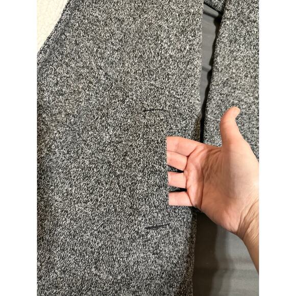 NWOT Abercrombie & Fitch Women Cardigan Sweater Size Small Gray White Collared - Picture 5 of 10
